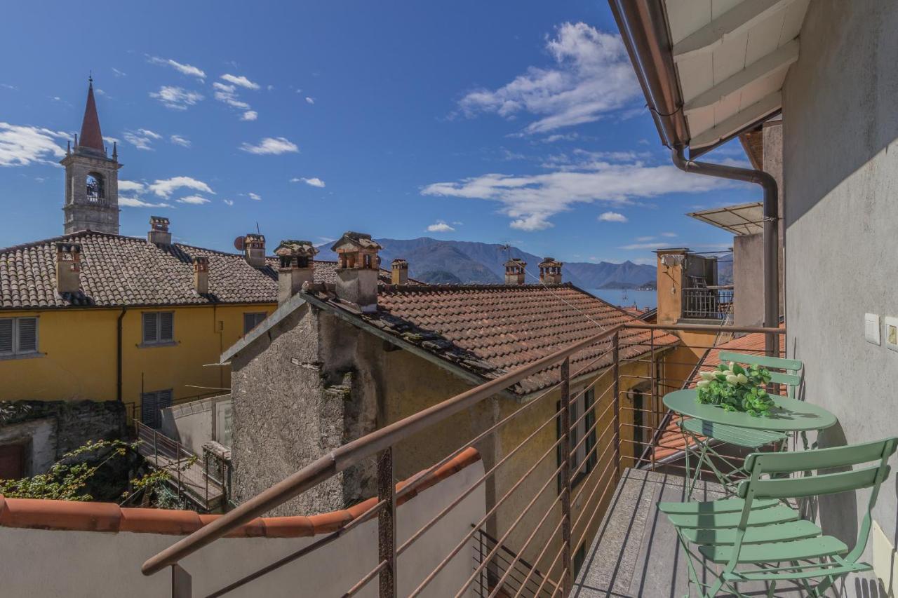 ヴァレンナLa Terrazza Di Martaアパートメント エクステリア 写真